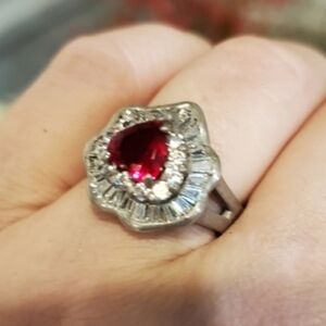 Sale TRUE VINTAGE .925 silver garnet & cz ring